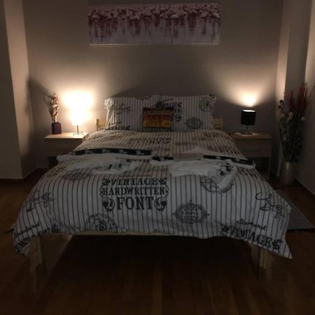La Vie En Rose Studio,Close To Beach, Paleo Faliro Атина Екстериор снимка